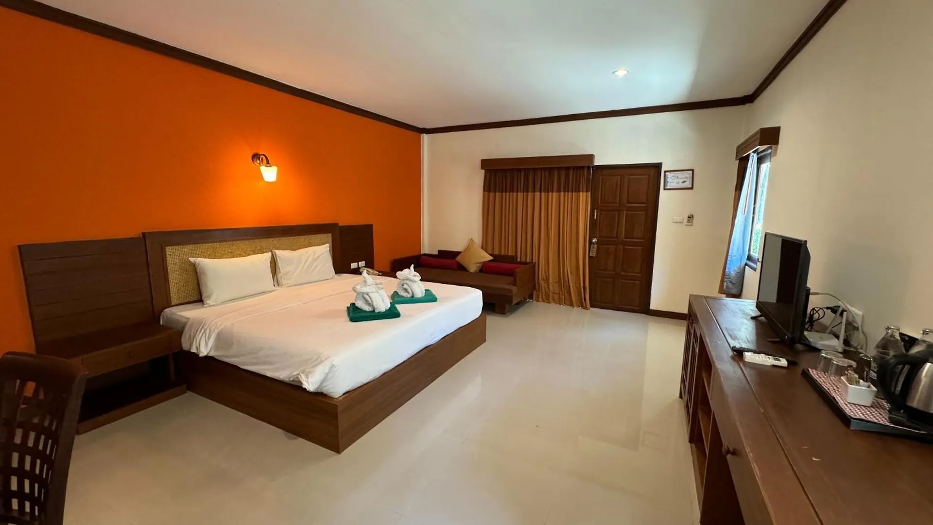 Beach Bungalow At Lanta Resort Koh Lanta